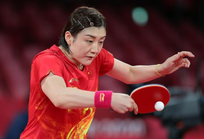 俗的年轻球 俗的年轻球