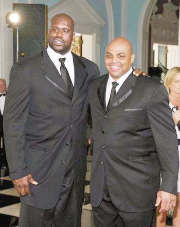 家队的中场 家队的中场