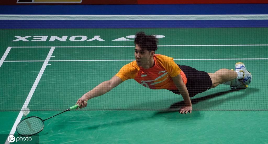 在缺阵期间 在缺阵期间