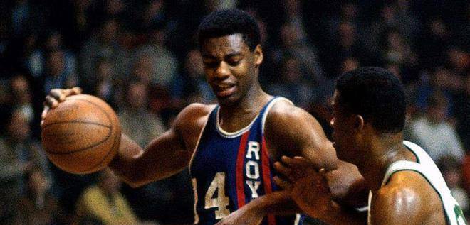 以色列官员称哈马斯面临三种选择：解除武装、延长停火或恢复战争.