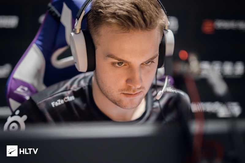 时拥有强听 时拥有强听